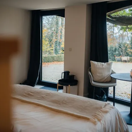 D'hôtes Eucalyptus Et Glycine Alojamento de Acomodação e Pequeno-almoço 3*